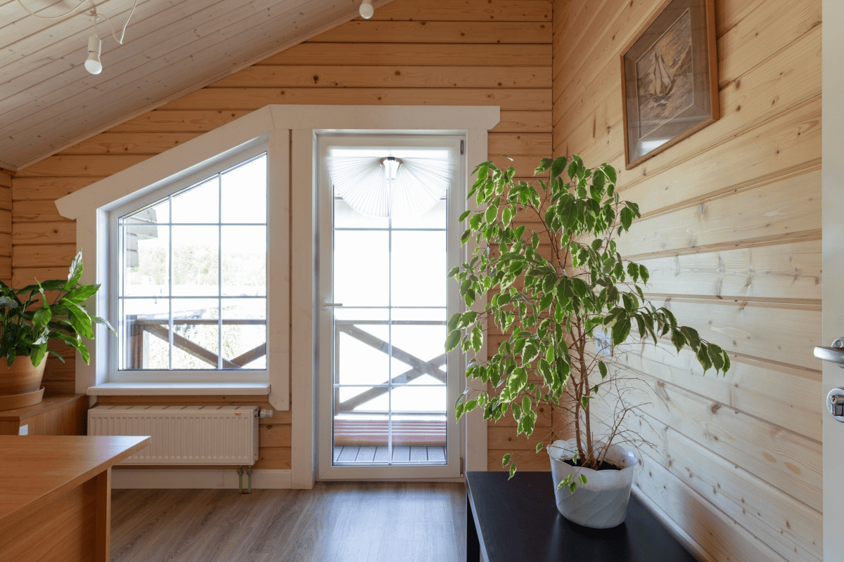 Срок службы дома из бруса - от чего зависит долговечность