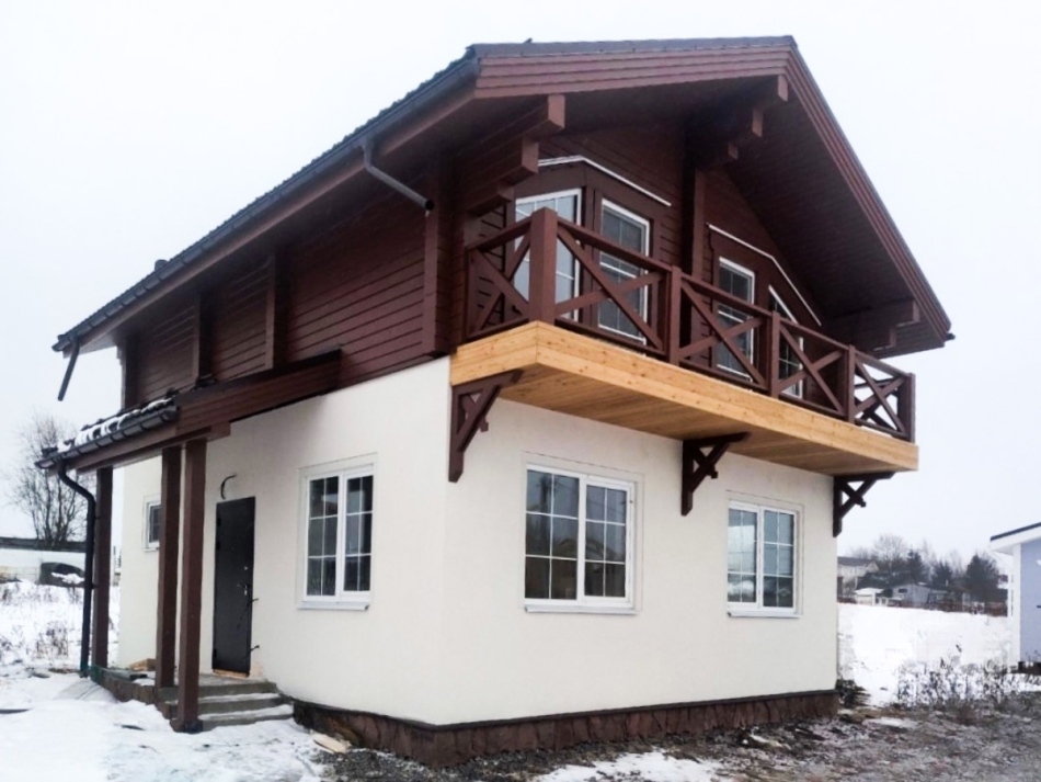 Комбинированный дом в Монделево