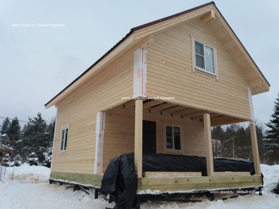 БРУСОВОЙ ДОМ В ПОСЕЛКЕ ОЗОРНОЙ РУЧЕЙ