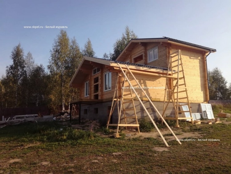 Брусовой дом в деревне Песочная