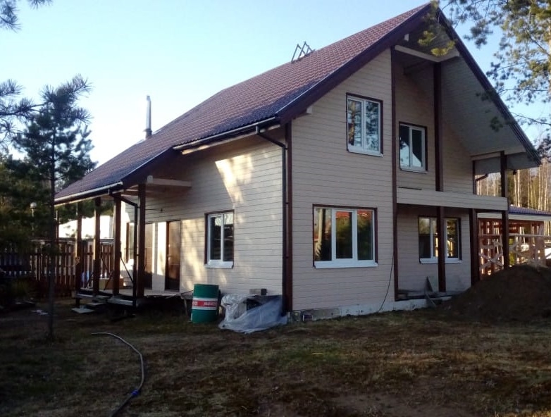 Каркасный дом в массиве 