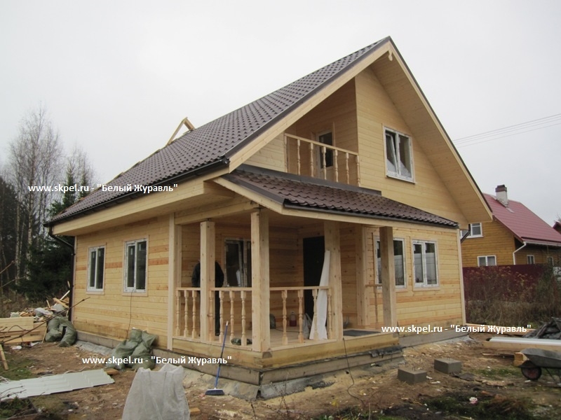 Деревянный дом из профилированного бруса 8х8 ДБ-74